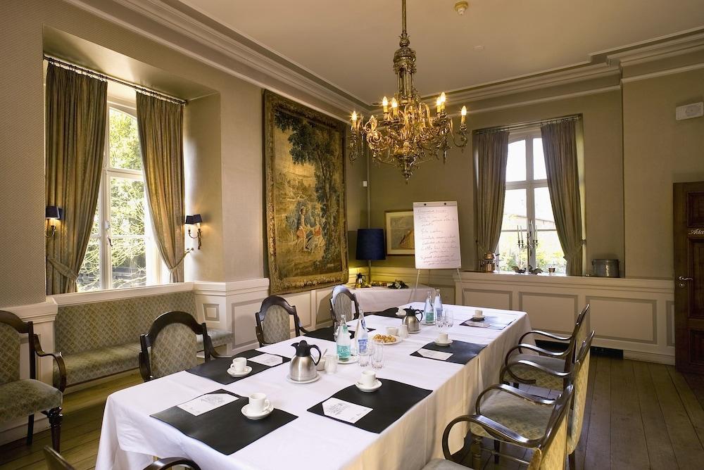 Fletcher Hotel-Restaurant Kasteel Erenstein Kerkrade Esterno foto