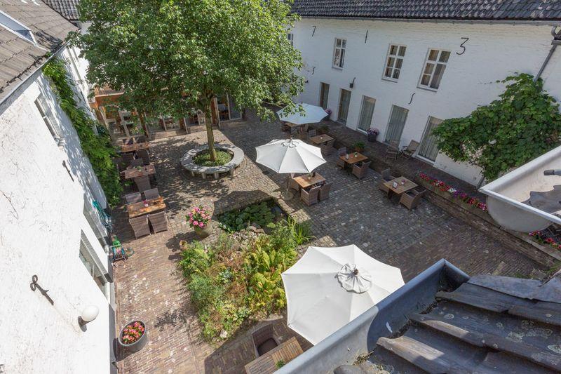 Fletcher Hotel-Restaurant Kasteel Erenstein Kerkrade Esterno foto