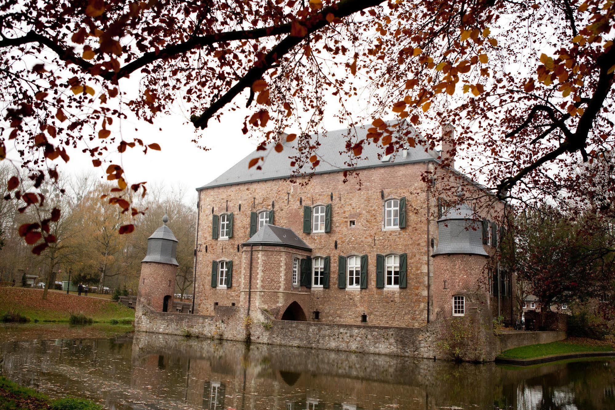 Fletcher Hotel-Restaurant Kasteel Erenstein Kerkrade Esterno foto